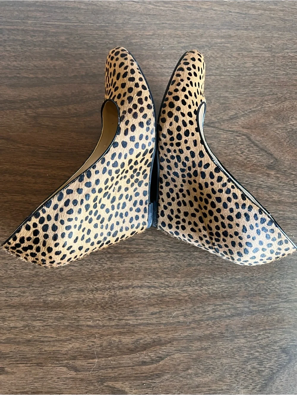 Banana Republic Leopard Calf Hair Wedge Pumps Heels Size 8 Glam Maximalist